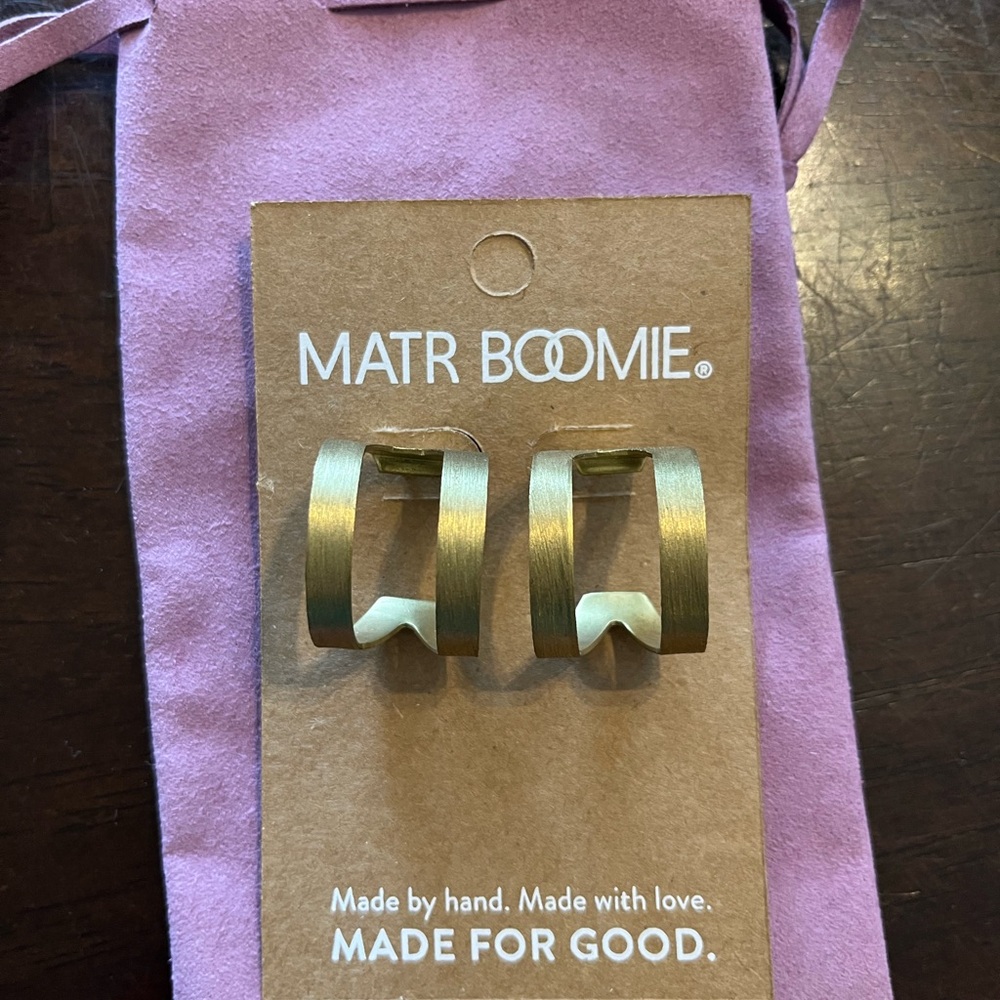 Gold and Cream Earrings